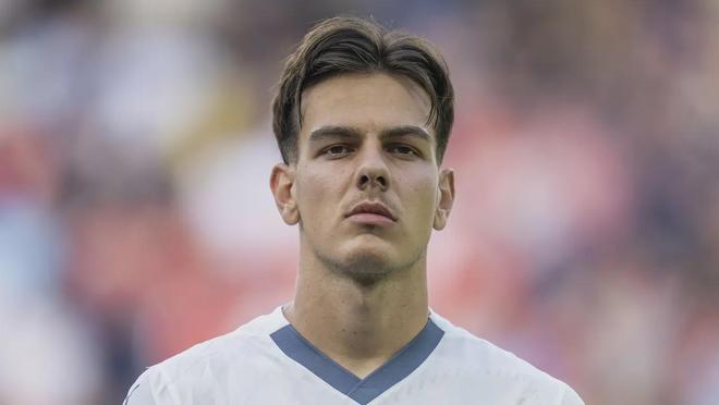 了一个通过 了一个通过